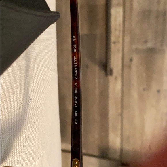 Ray ban sunglasses - Picture 3 of 3